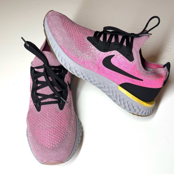 Nike Women’s Epic React Flyknit Running Shoes Plum Dust Pink Blast Size- 9 - Picture 1 of 9